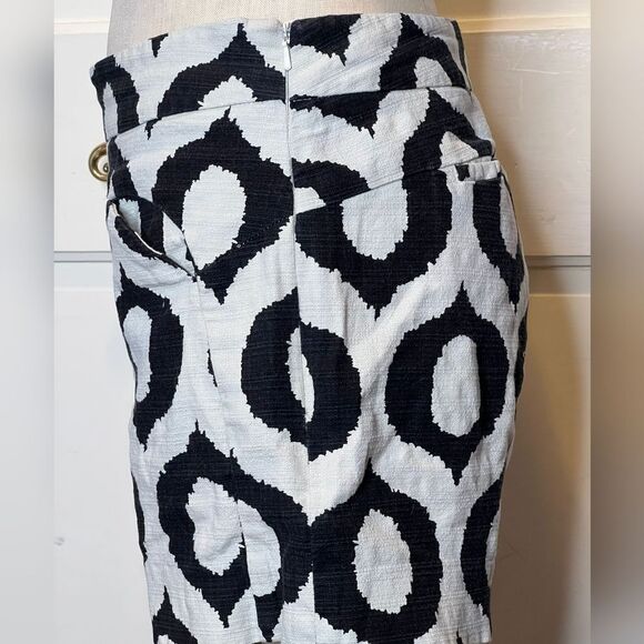 Anthropologie Cartonier Ikat Black and White Shorts Sz M - Picture 5 of 8